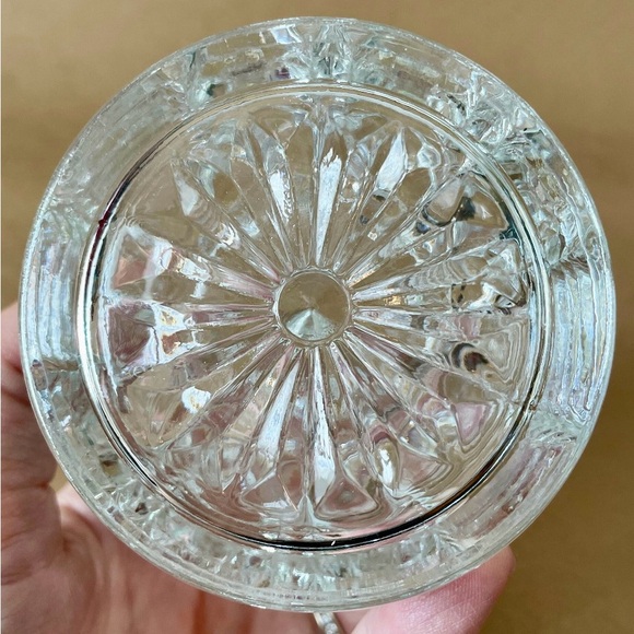 Vintage Indiana Clear Diamond Cut Glass Sugar Bowl with Lid - Picture 6 of 7